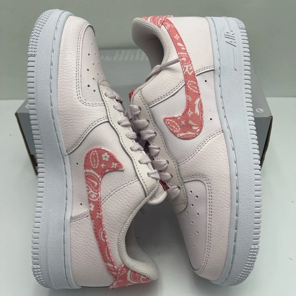 stylish nike